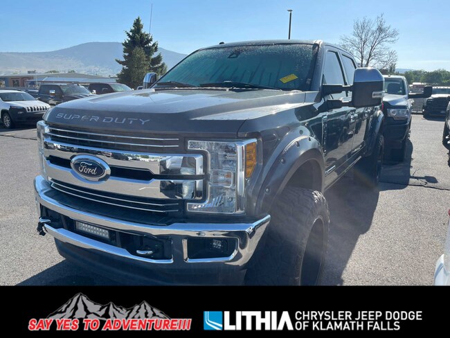 2017 Ford F-250 Truck Crew Cab