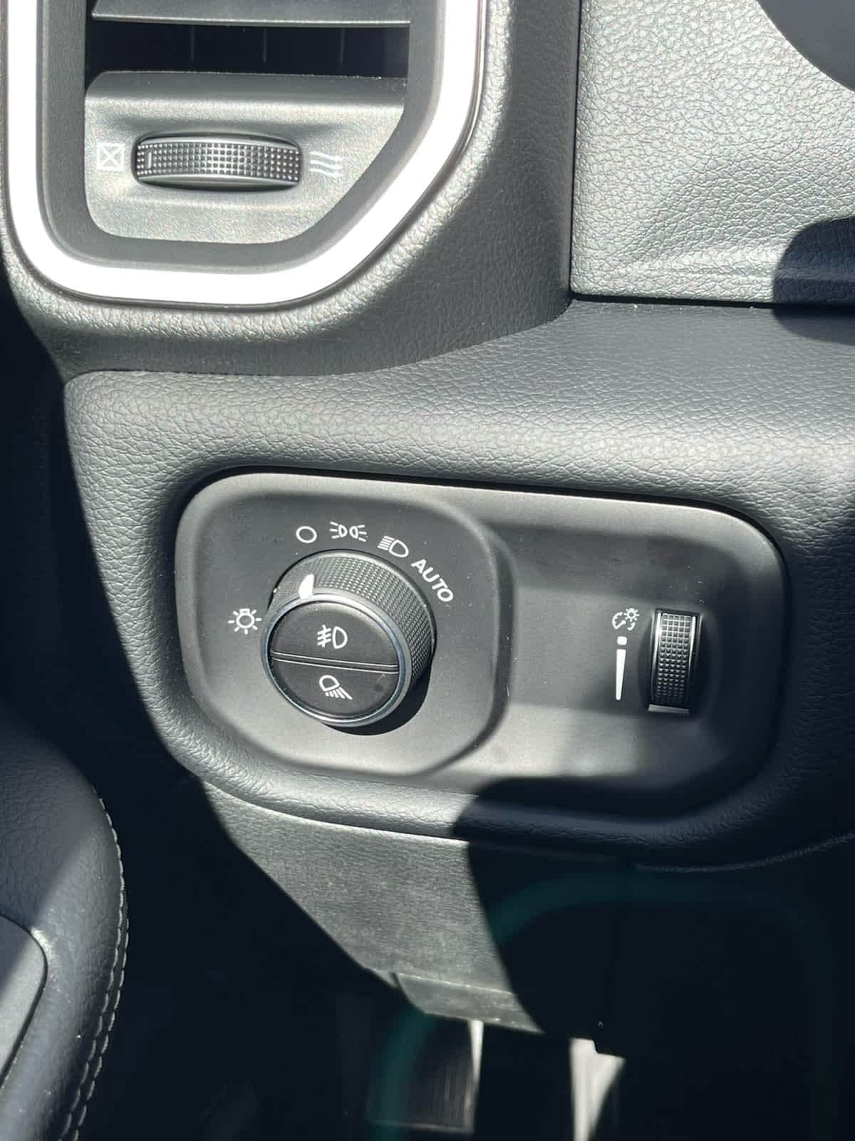 Thumbnail: 2026 RAM 3500 - 23