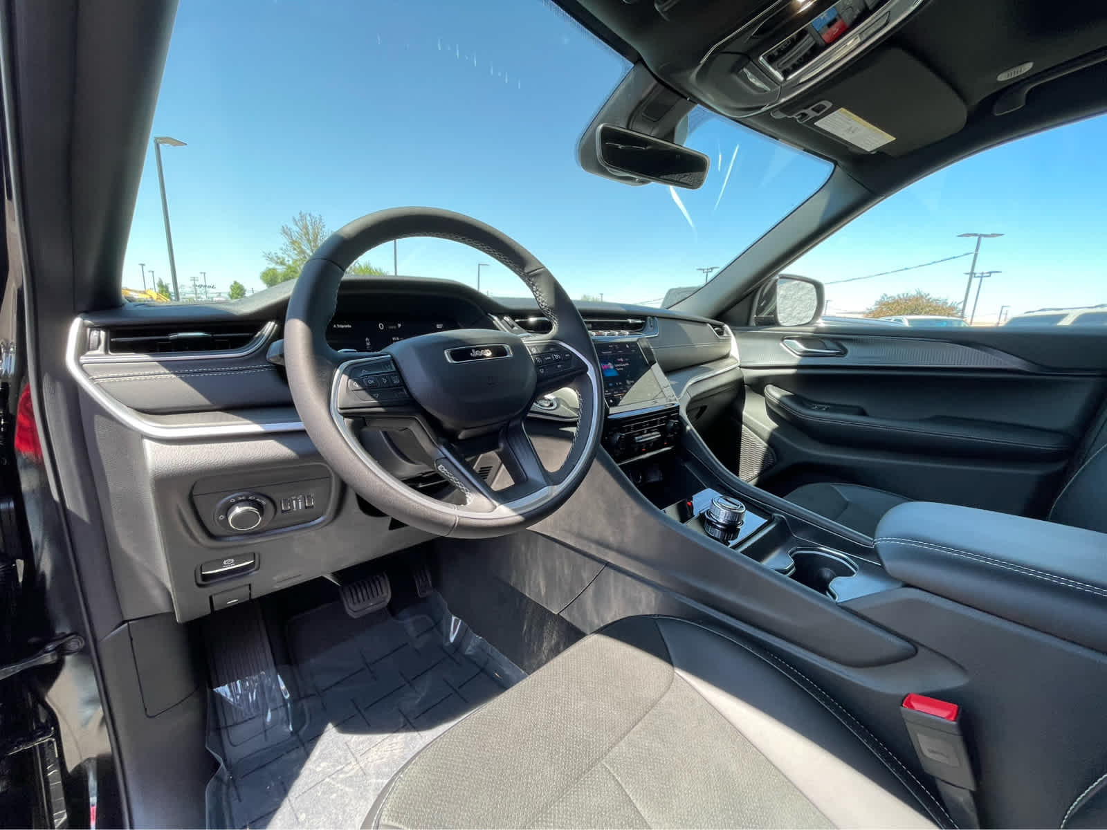 Thumbnail: 2025 Jeep Grand Cherokee - 2