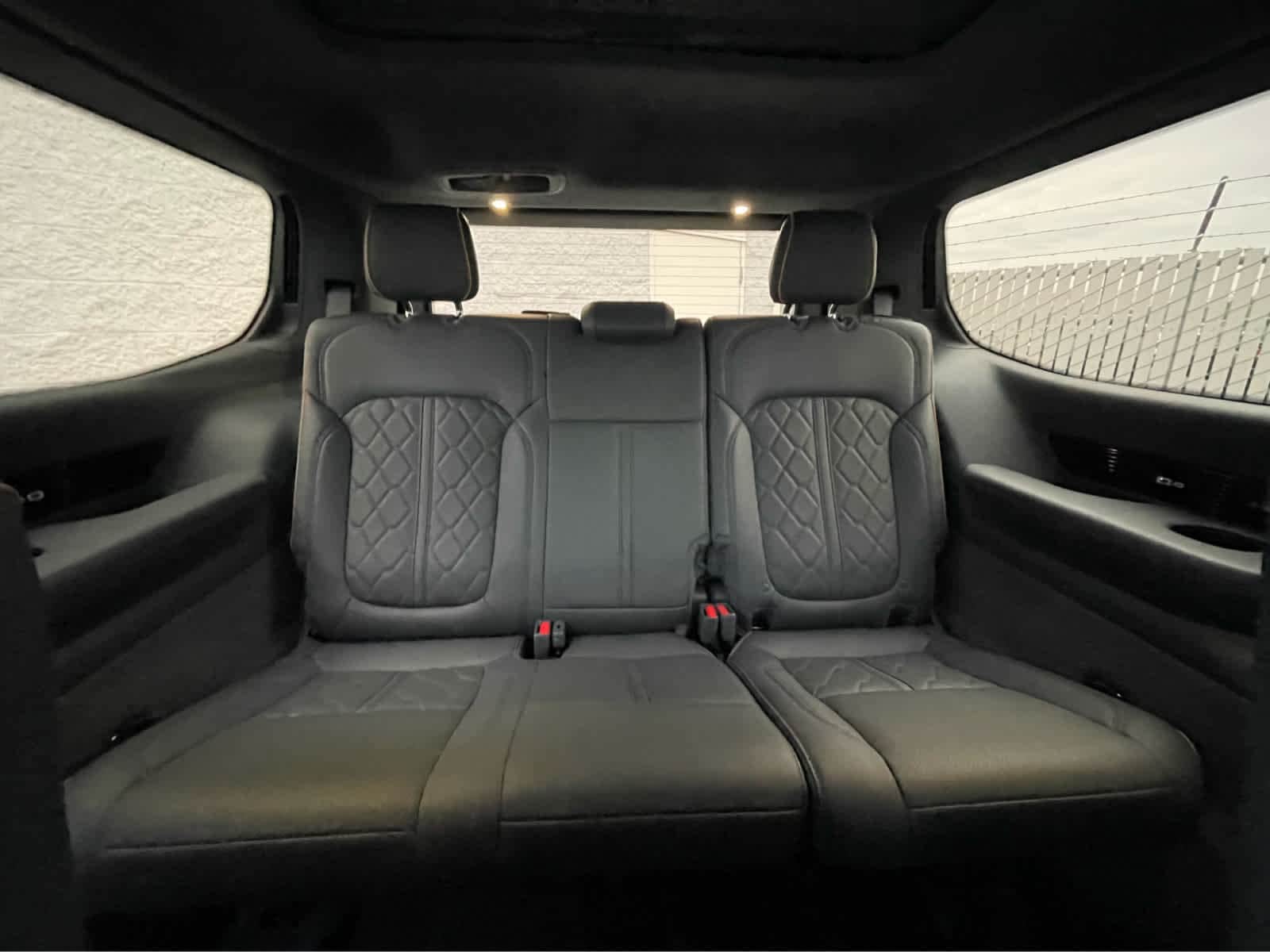 Thumbnail: 2022 Jeep Grand Wagoneer - 28