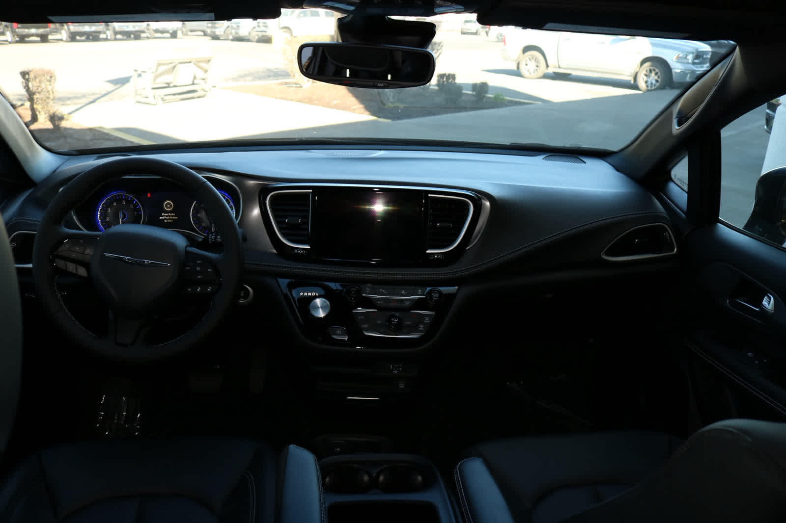 Thumbnail: 2026 Chrysler Pacifica - 12