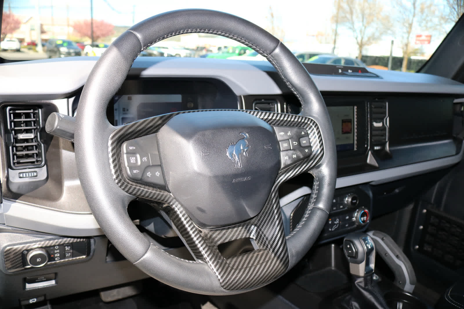 Thumbnail: 2022 Ford Bronco - 20