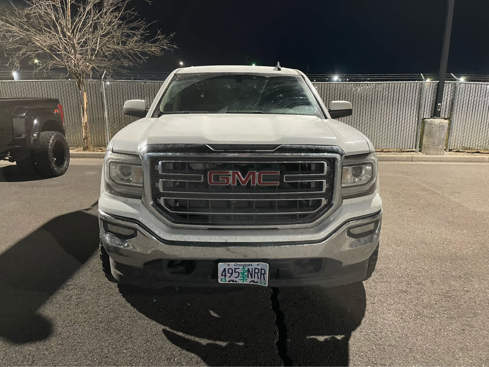 2016 Gmc Sierra 1500 SLE photo 2