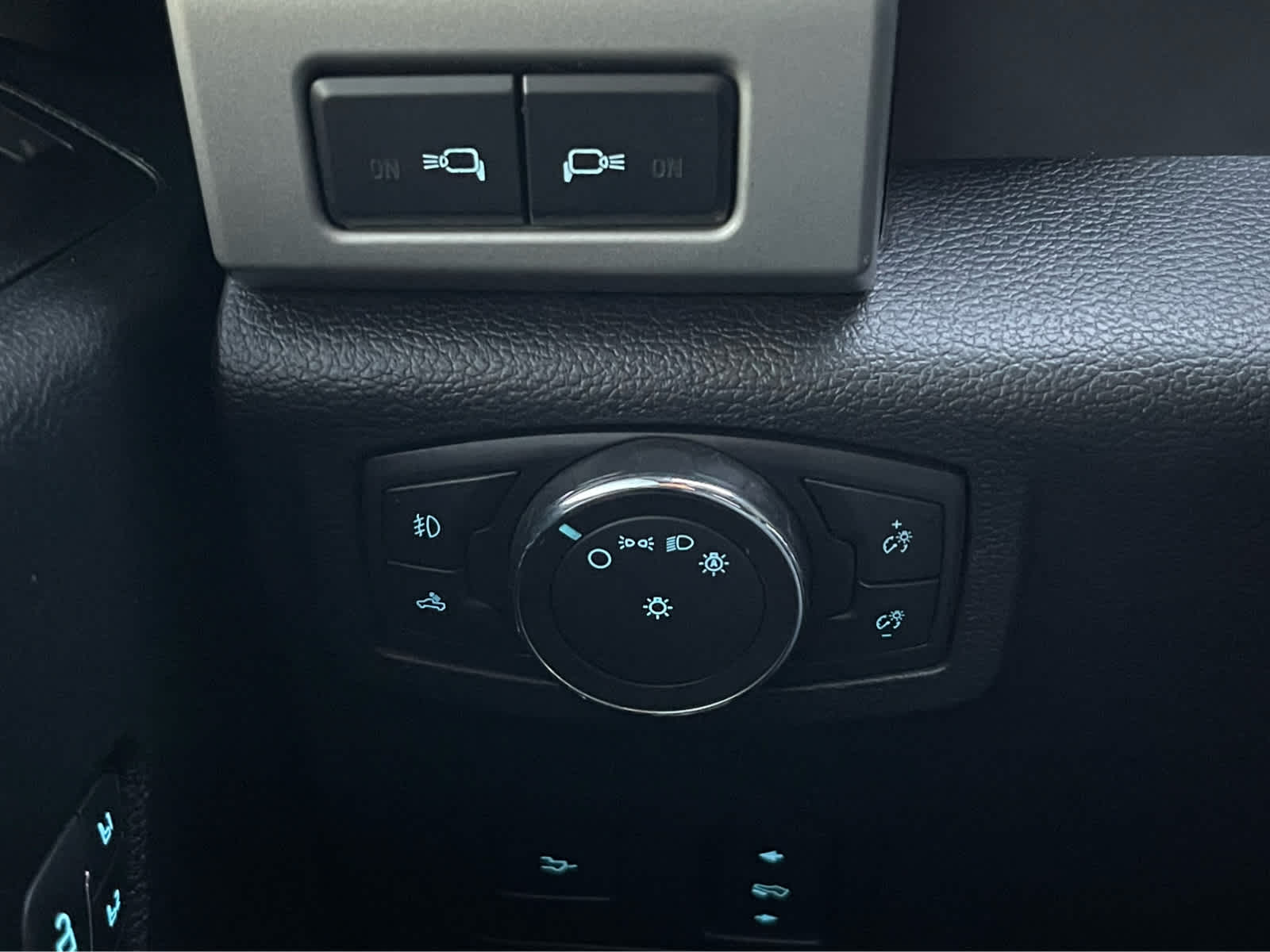 Thumbnail: 2021 Ford F-350 - 19