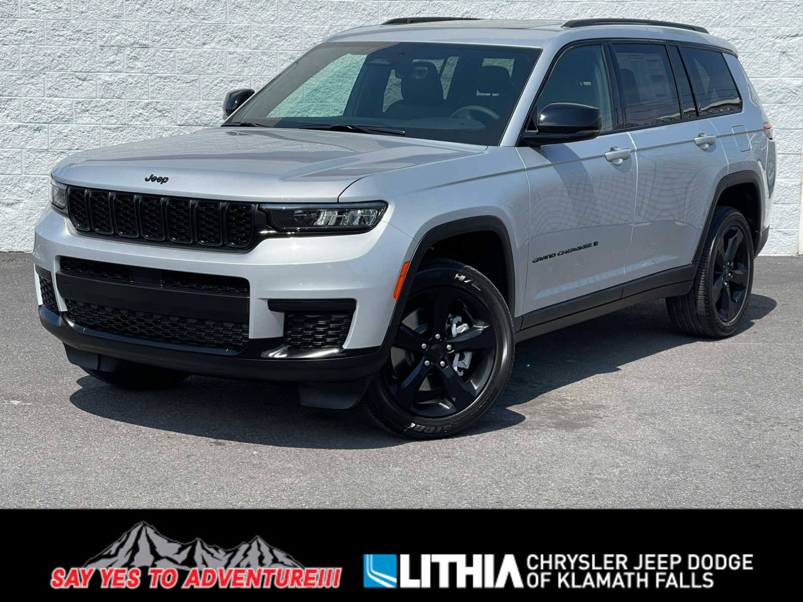 Thumbnail: 2025 Jeep Grand Cherokee - 1