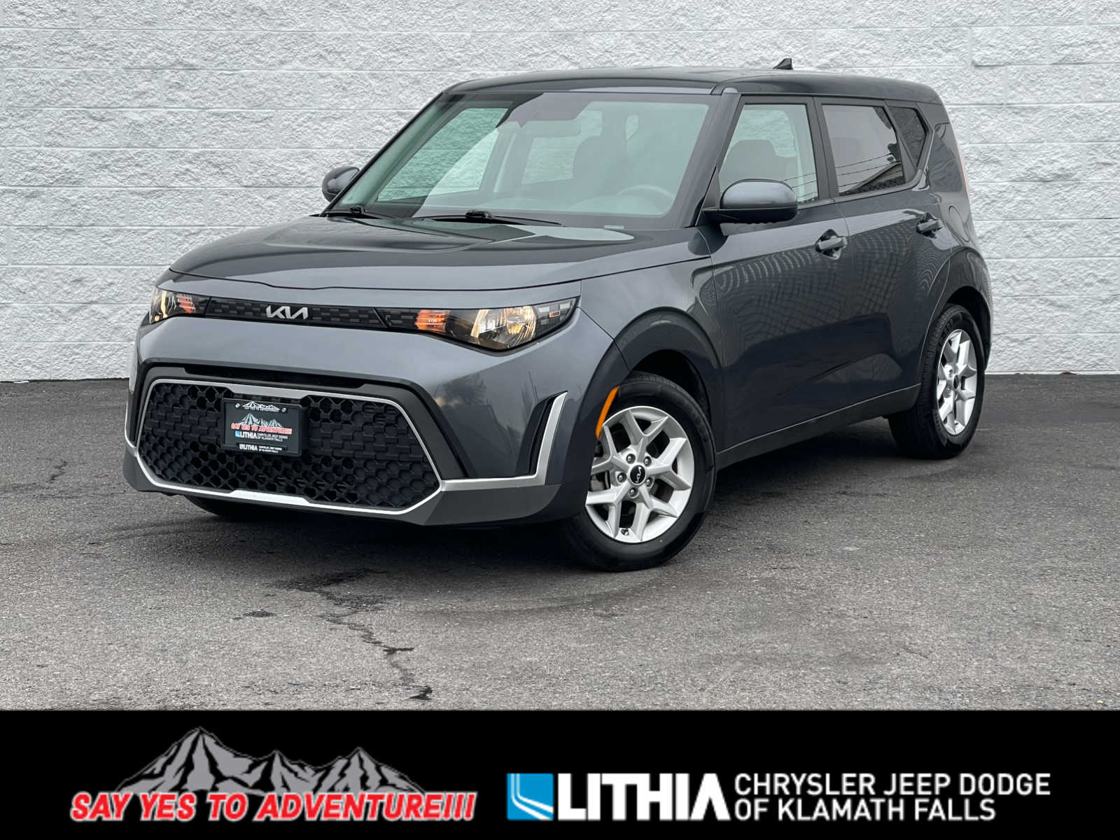2023 Kia Soul LX's photo