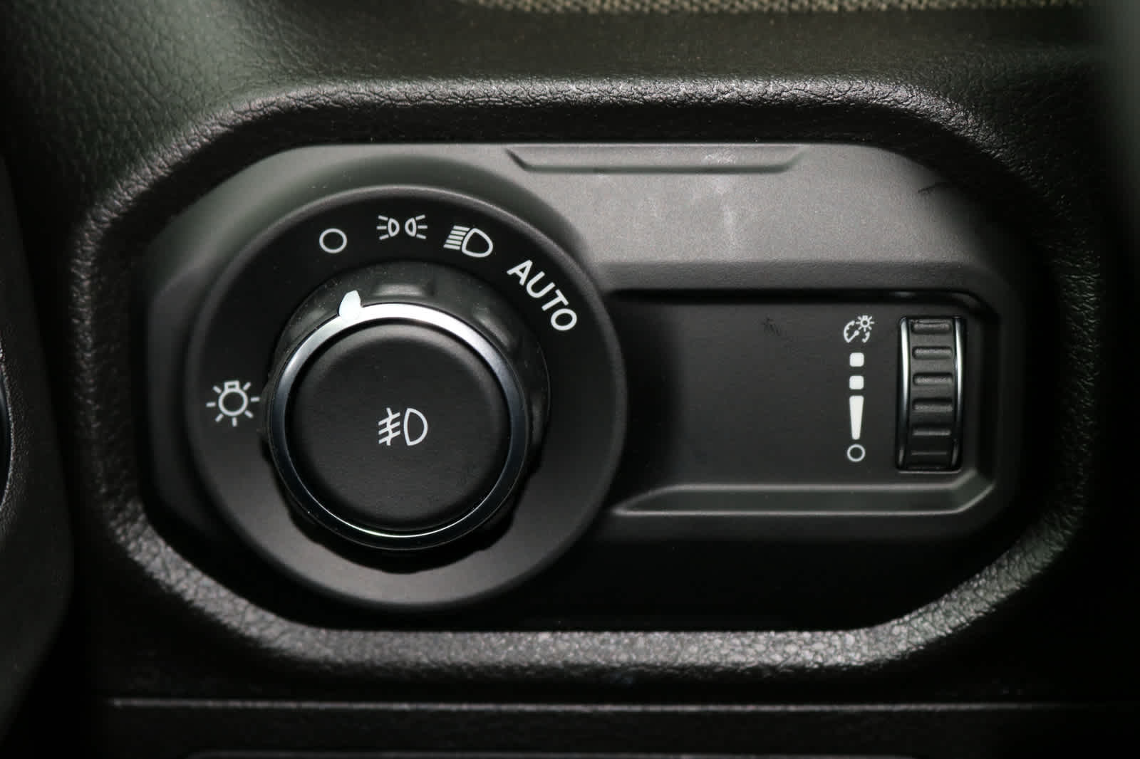 Thumbnail: 2026 Jeep Wrangler - 22