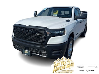 2026 Ram 1500 TRADESMAN QUAD CAB 4X4 6'4 BOX