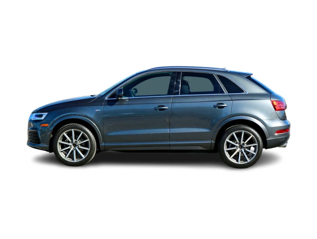 Thumbnail: 2018 Audi Q3 - 3
