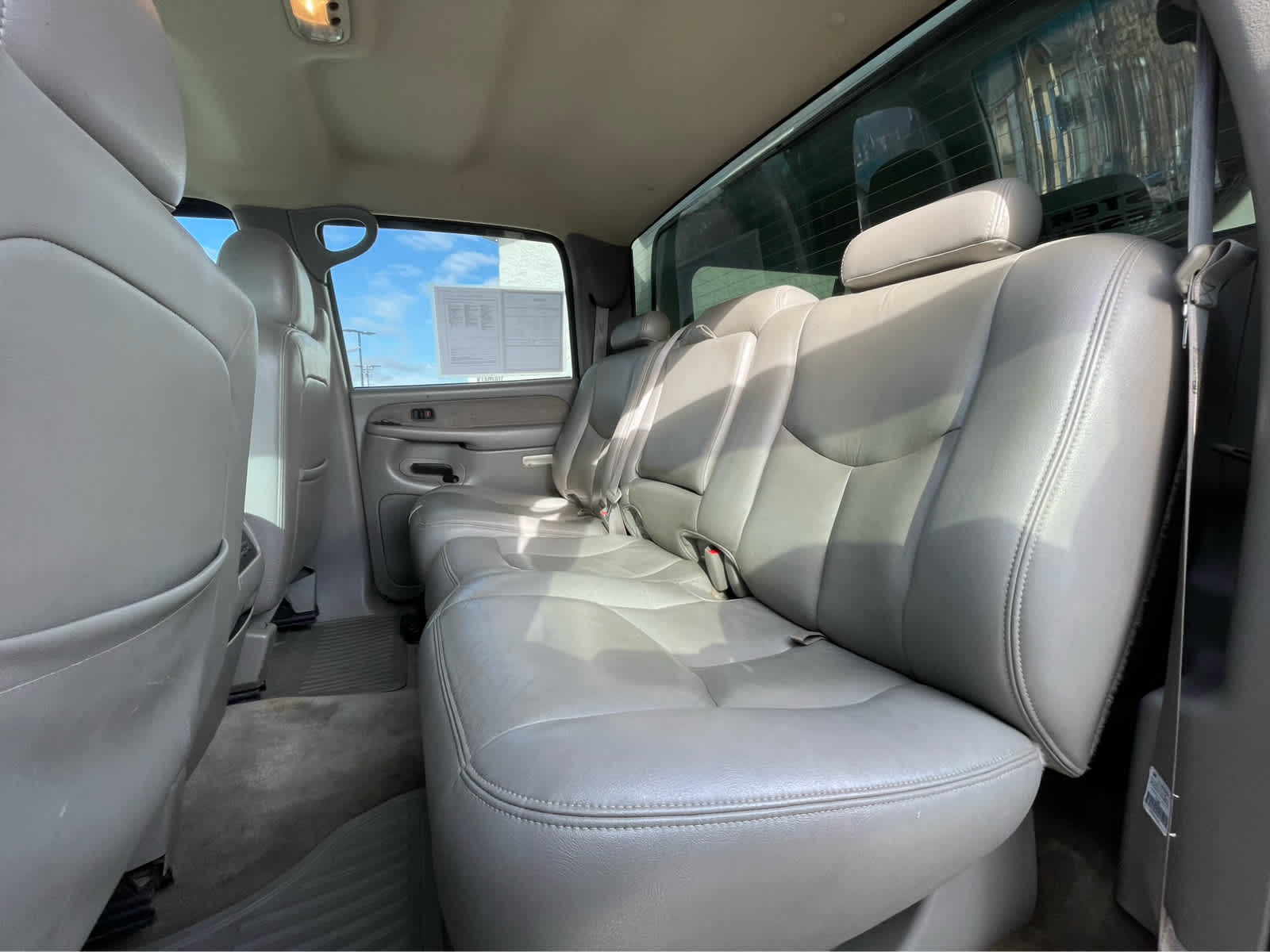 Thumbnail: 2003 Chevrolet Silverado 2500 - 24