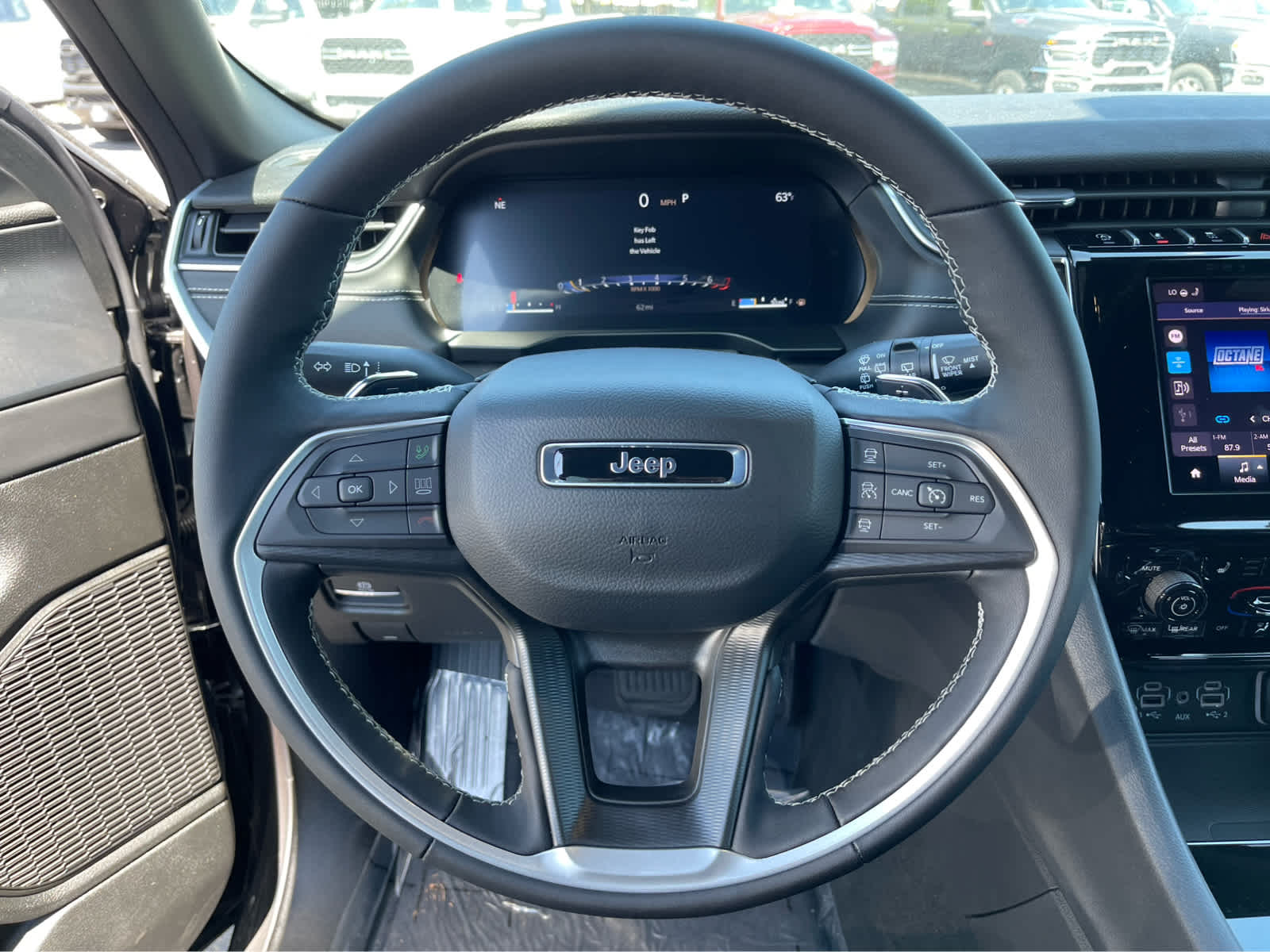 Thumbnail: 2025 Jeep Grand Cherokee - 30