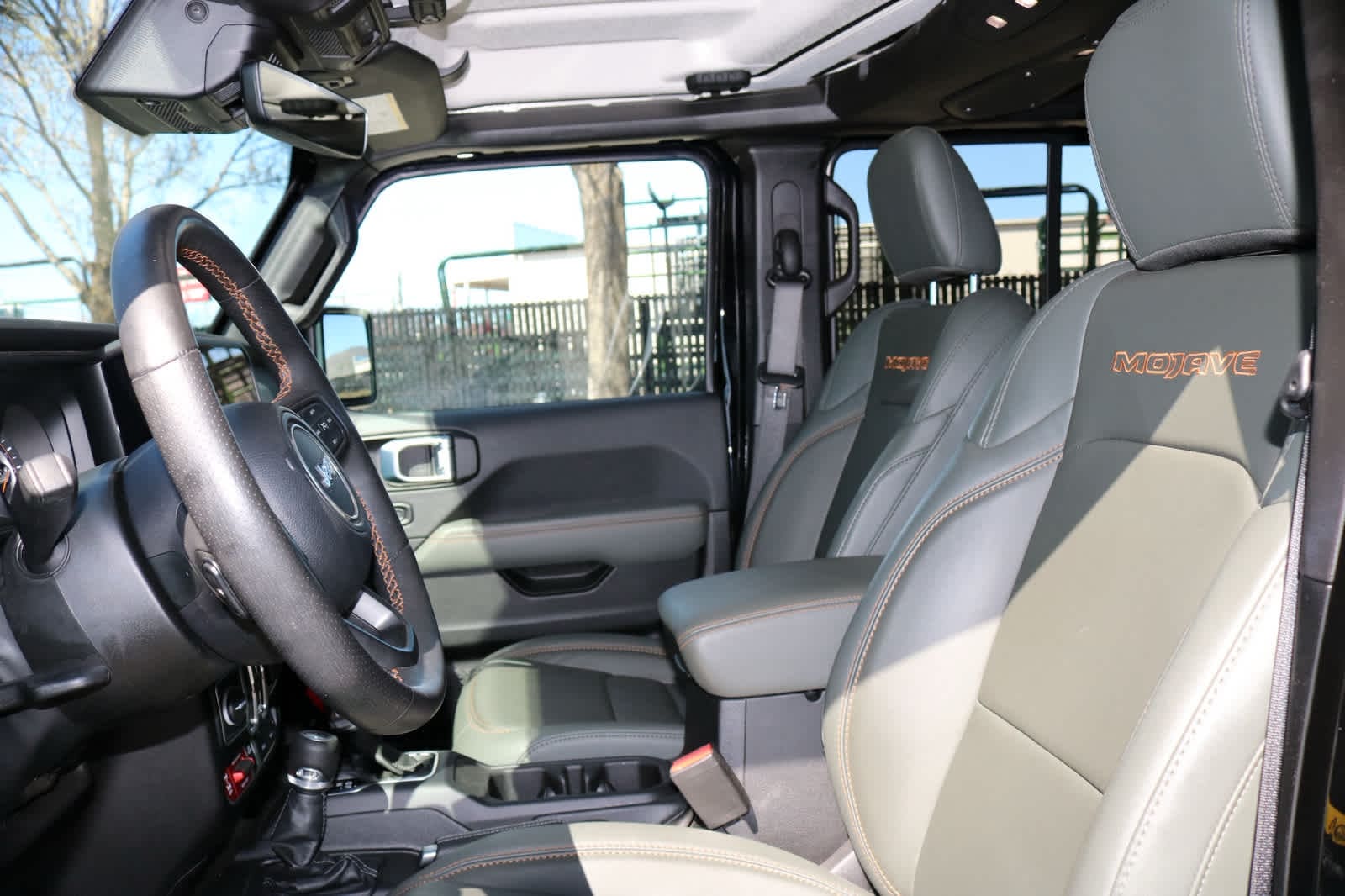 Thumbnail: 2024 Jeep Gladiator - 28