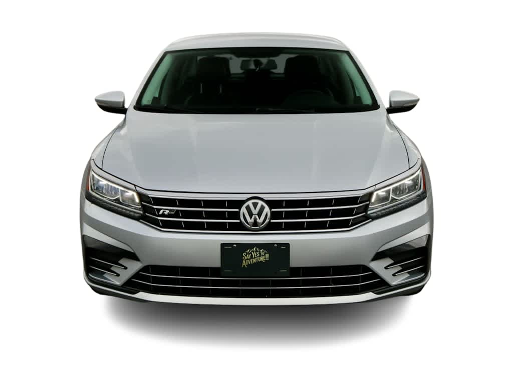 Thumbnail: 2017 Volkswagen Passat - 2