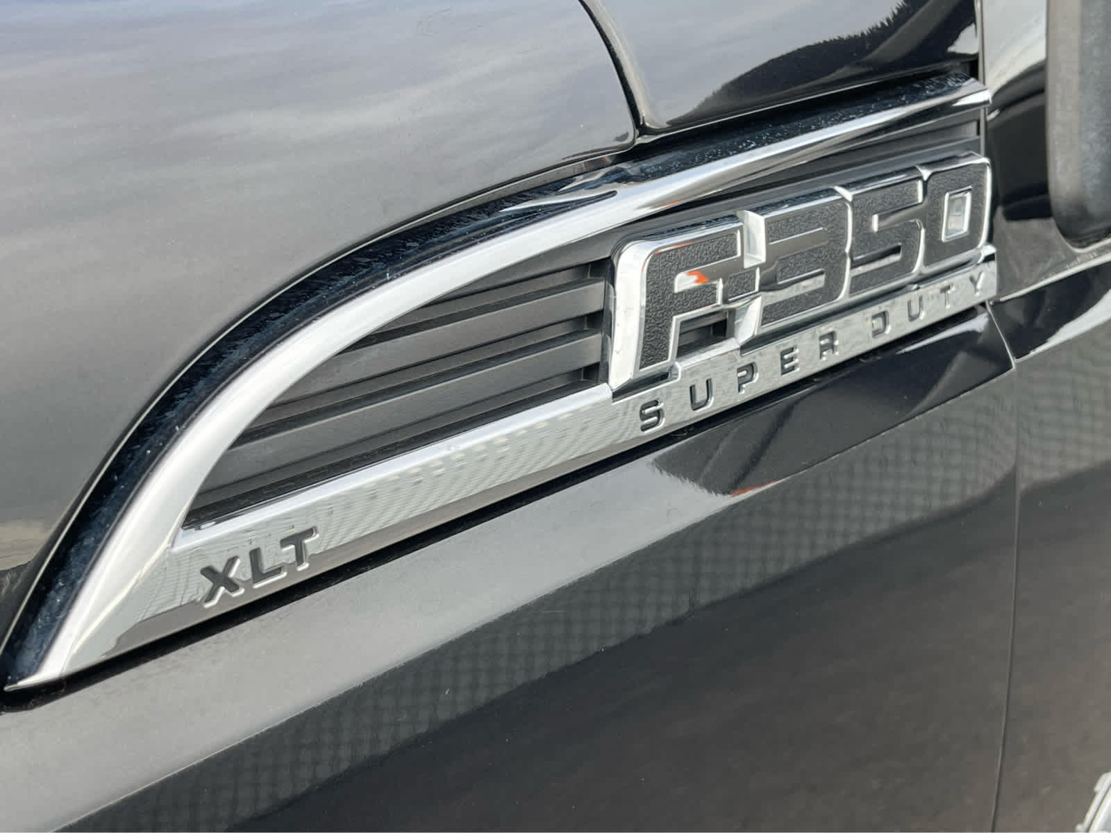 Thumbnail: 2015 Ford F-350 - 9