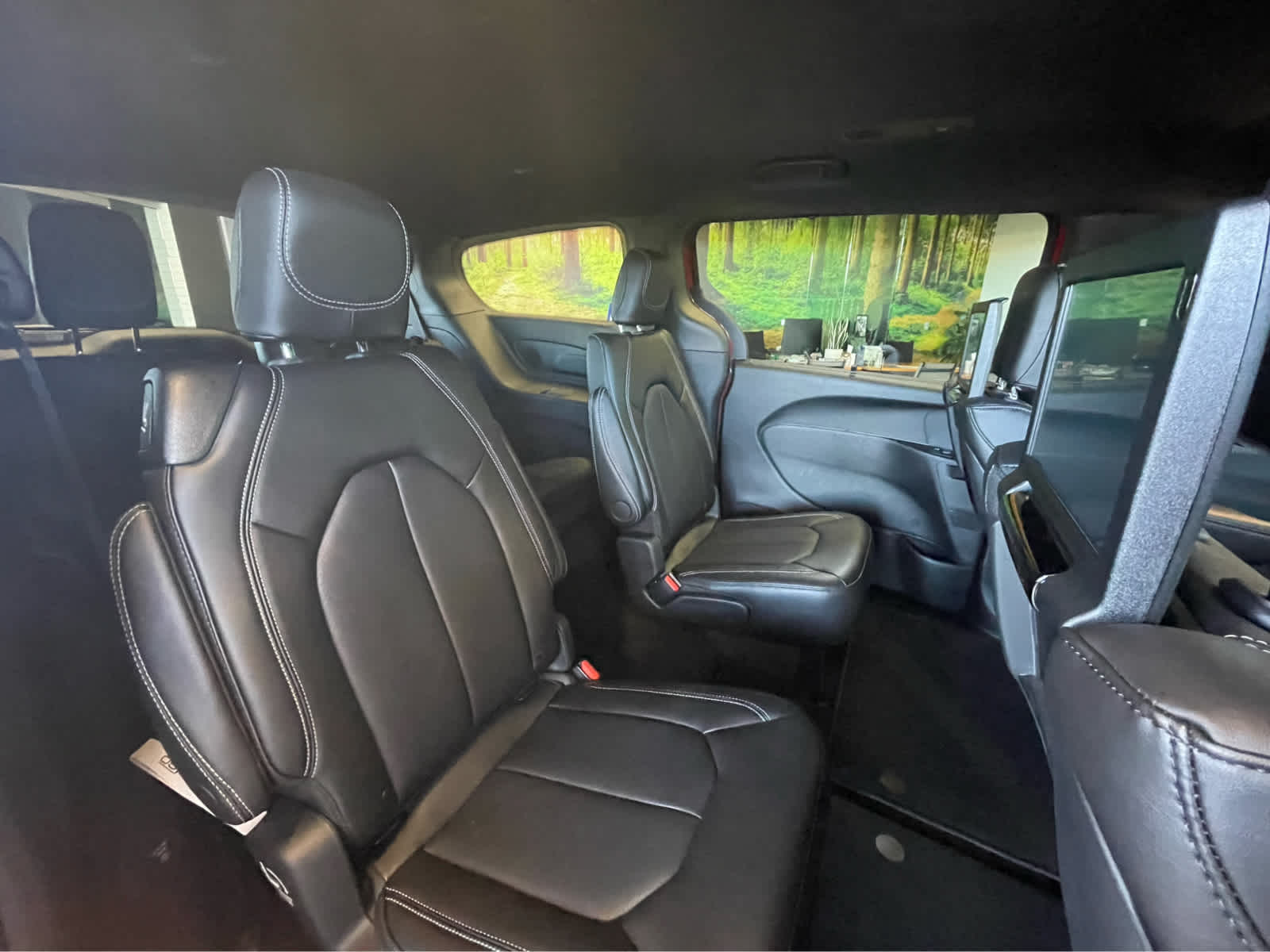 Thumbnail: 2026 Chrysler Pacifica - 27