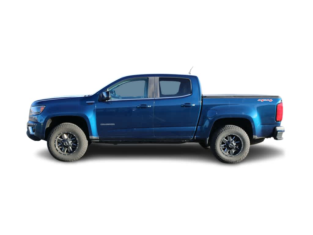 Thumbnail: 2019 Chevrolet Colorado - 3