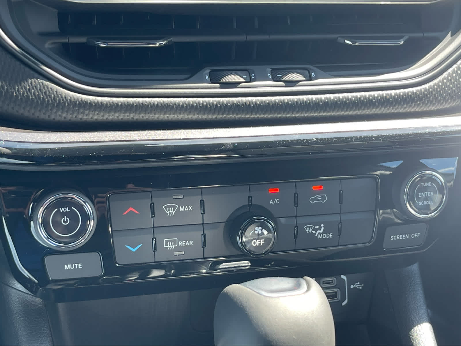 Thumbnail: 2026 Jeep Compass - 15