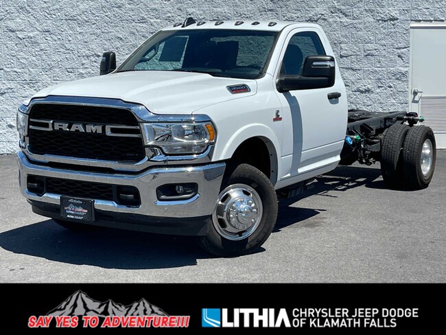 2024 Ram 3500 Chassis Cab Tradesman/SLT Truck Regular Cab