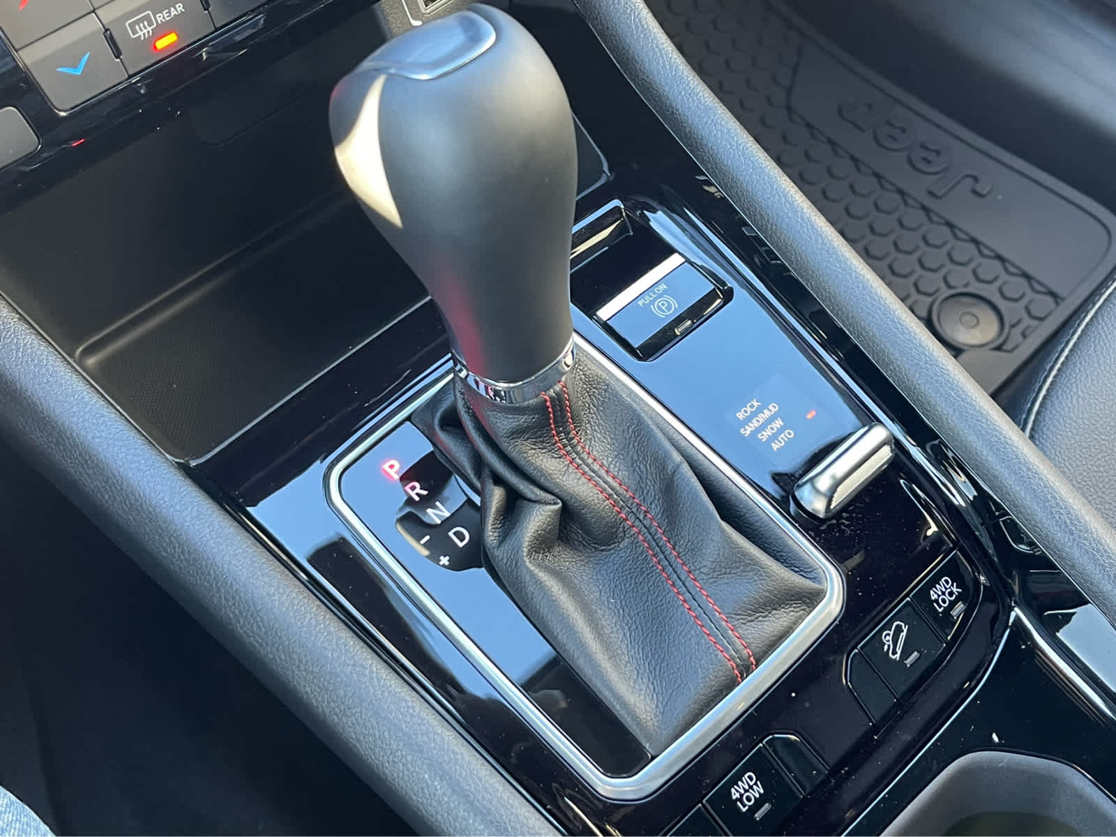 Thumbnail: 2026 Jeep Compass - 17