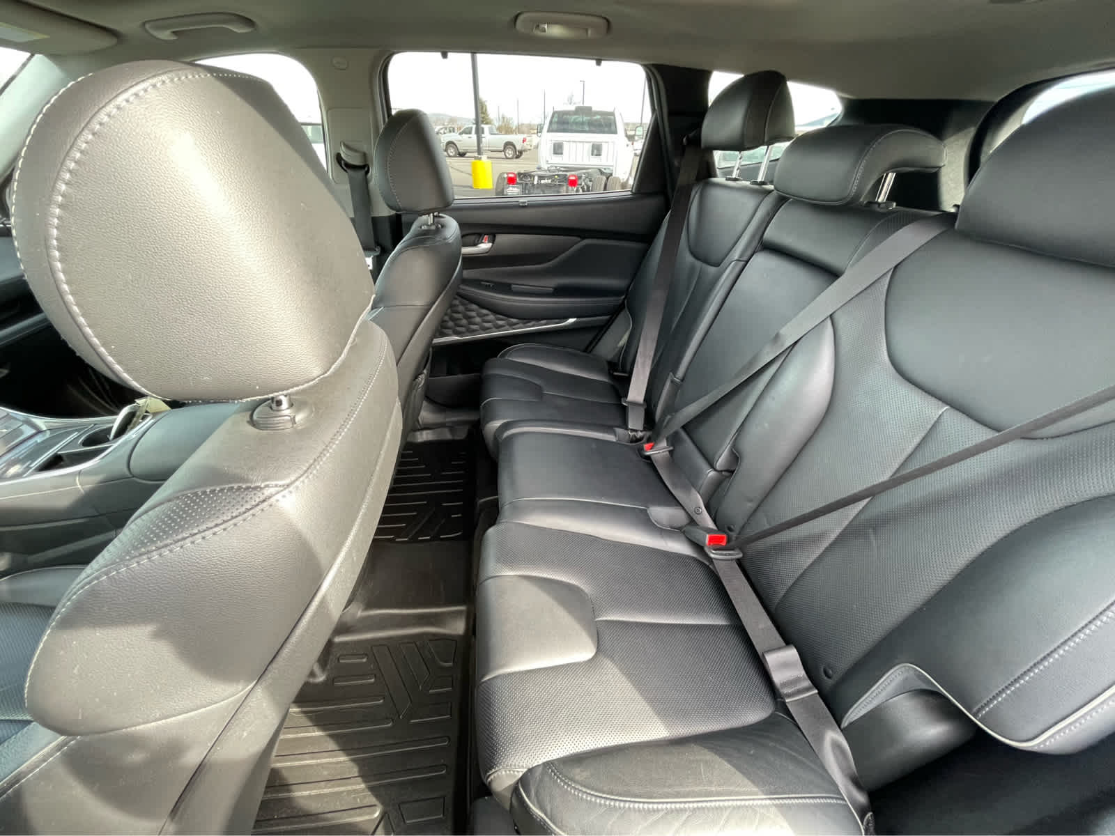 Thumbnail: 2022 Hyundai Santa Fe - 22