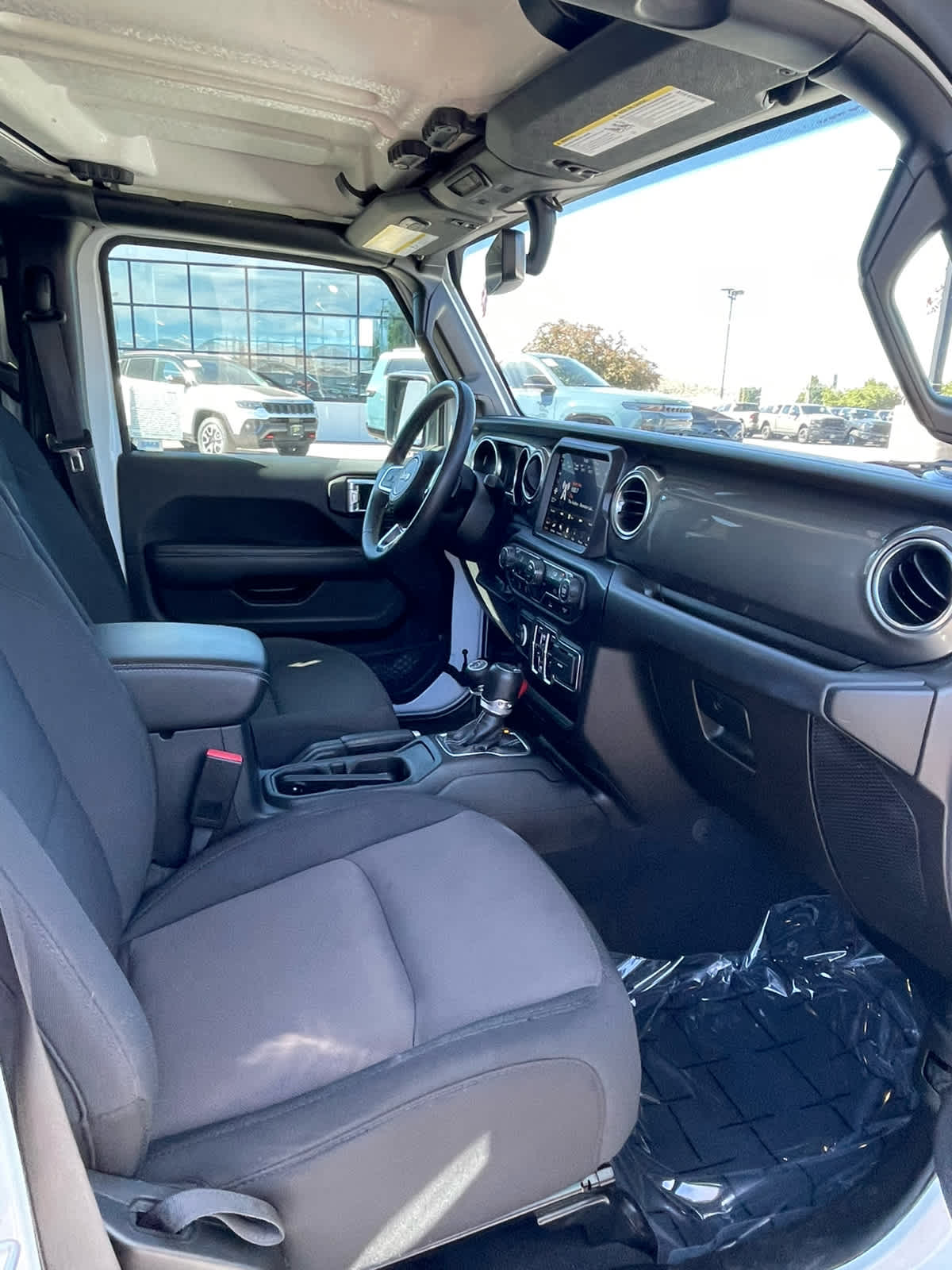 2023 Jeep Gladiator Overland - Photo 22