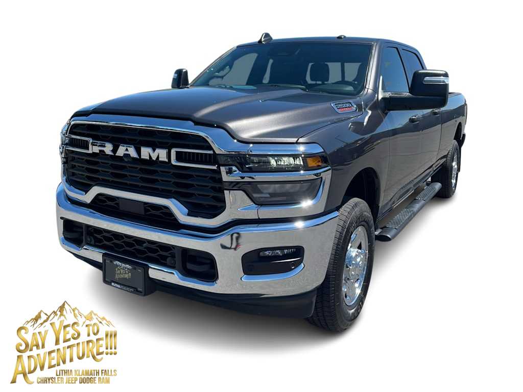 2026 Ram 2500 TRADESMAN CREW CAB 4X4 8' BOX