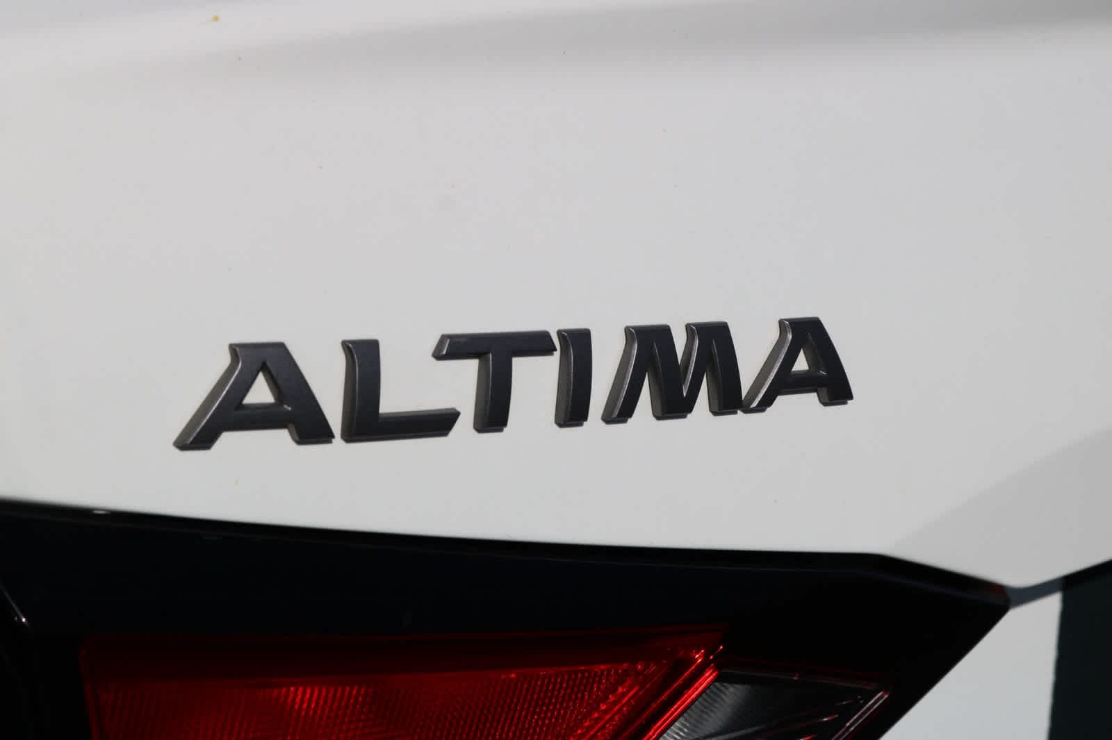 Thumbnail: 2024 Nissan Altima - 10