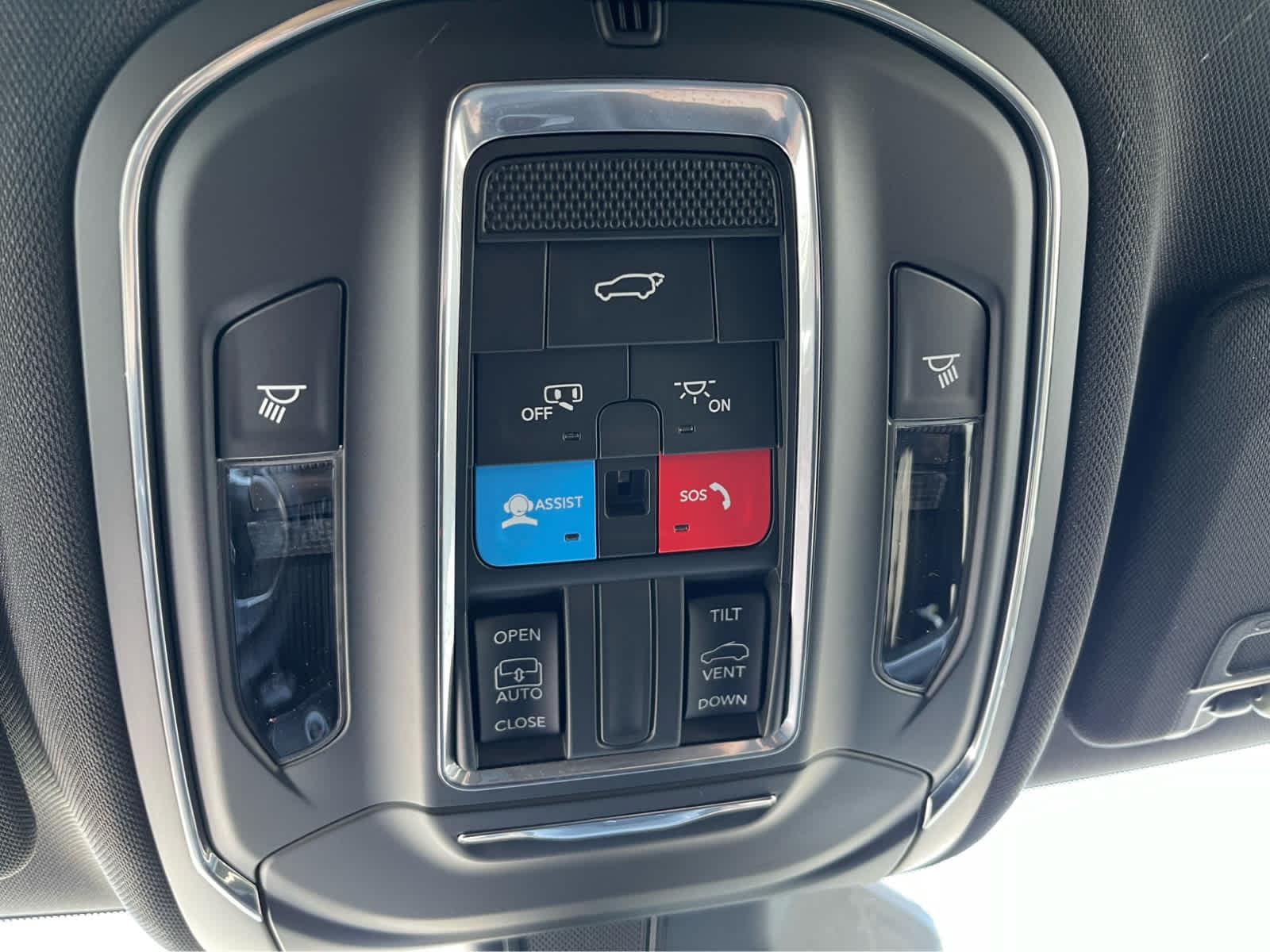 Thumbnail: 2025 Jeep Grand Cherokee - 29