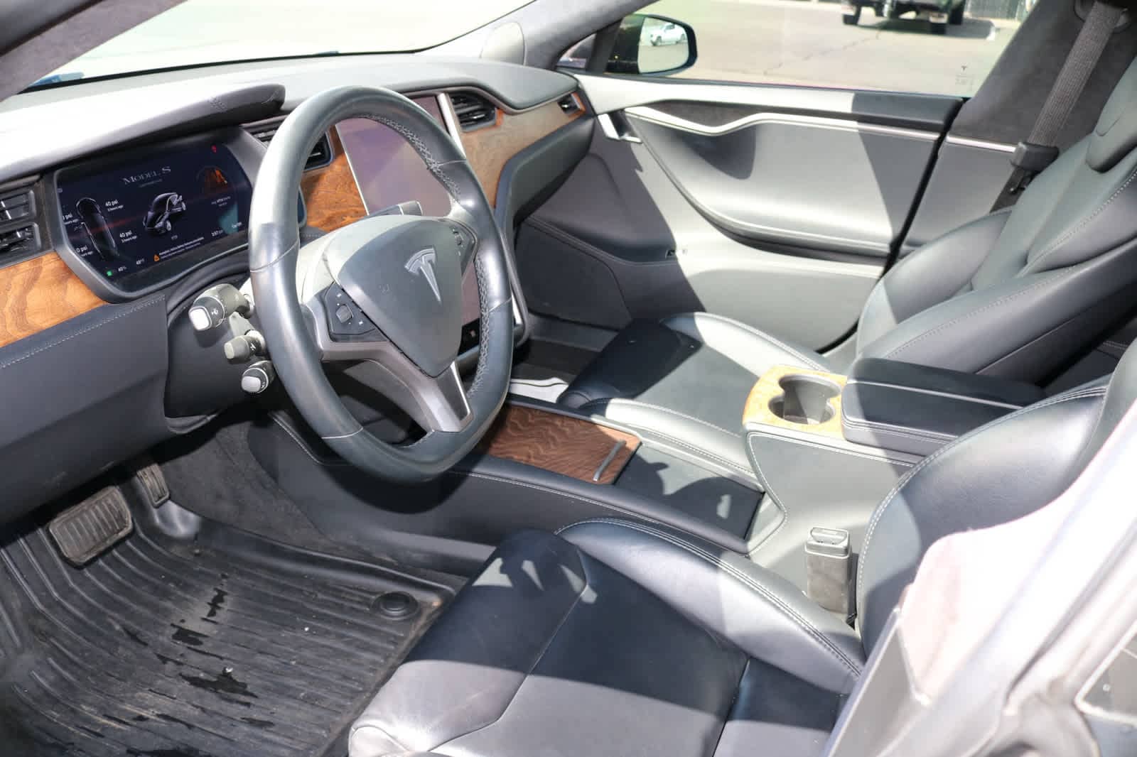 Thumbnail: 2020 Tesla Model S - 7