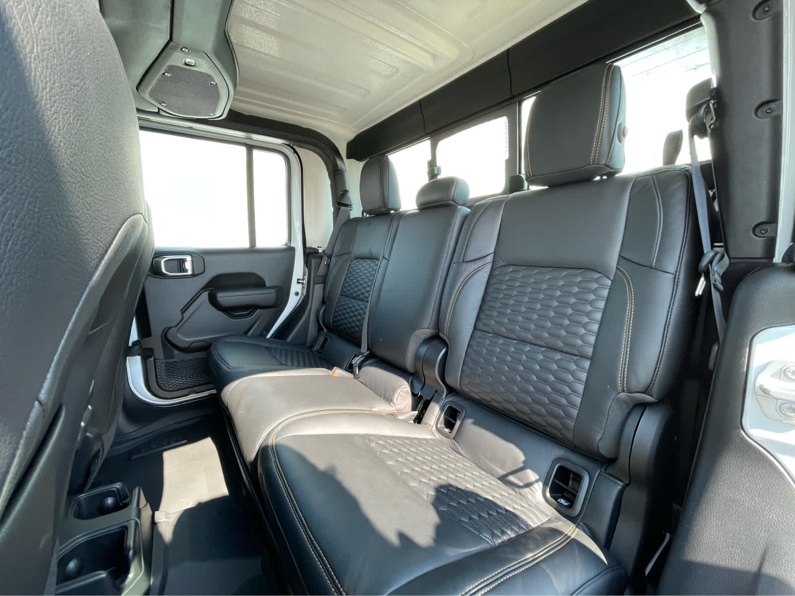 Thumbnail: 2025 Jeep Gladiator - 23