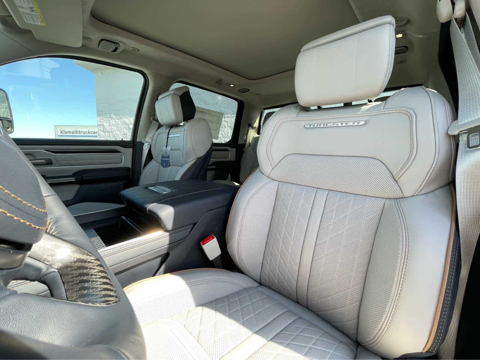 Thumbnail: 2025 RAM 1500 - 24