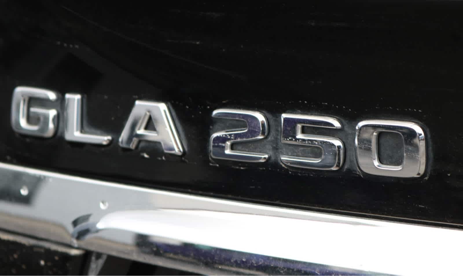 Thumbnail: 2020 Mercedes-Benz GLA - 10