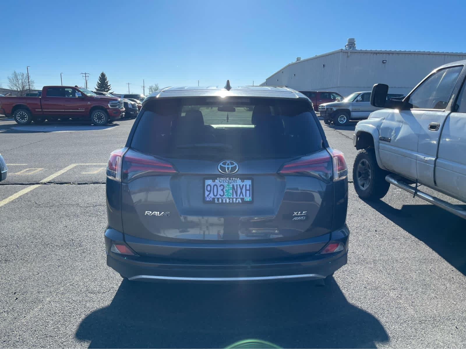 Thumbnail: 2018 Toyota RAV4 - 5