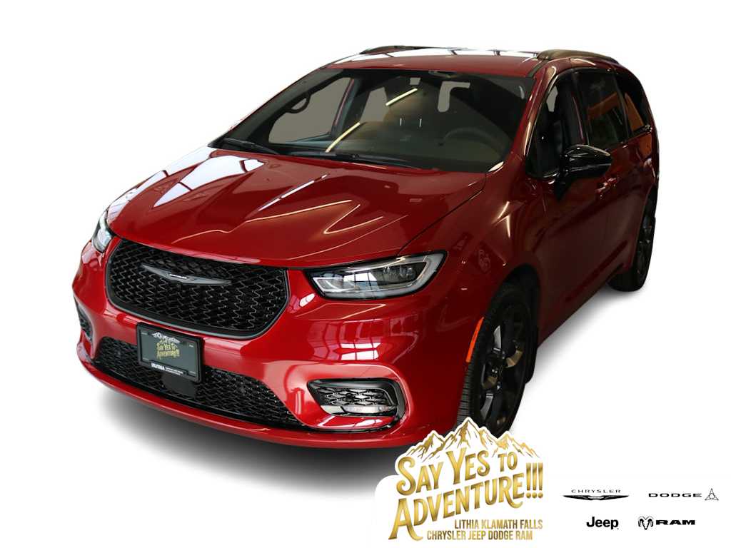 Thumbnail: 2026 Chrysler Pacifica - 1