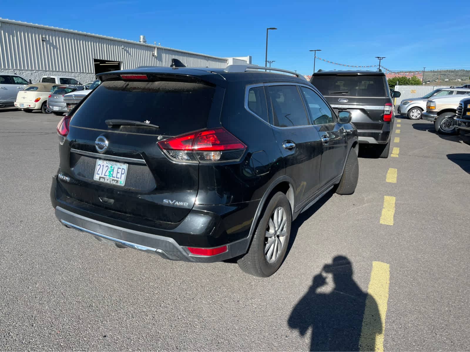 Thumbnail: 2017 Nissan Rogue - 4