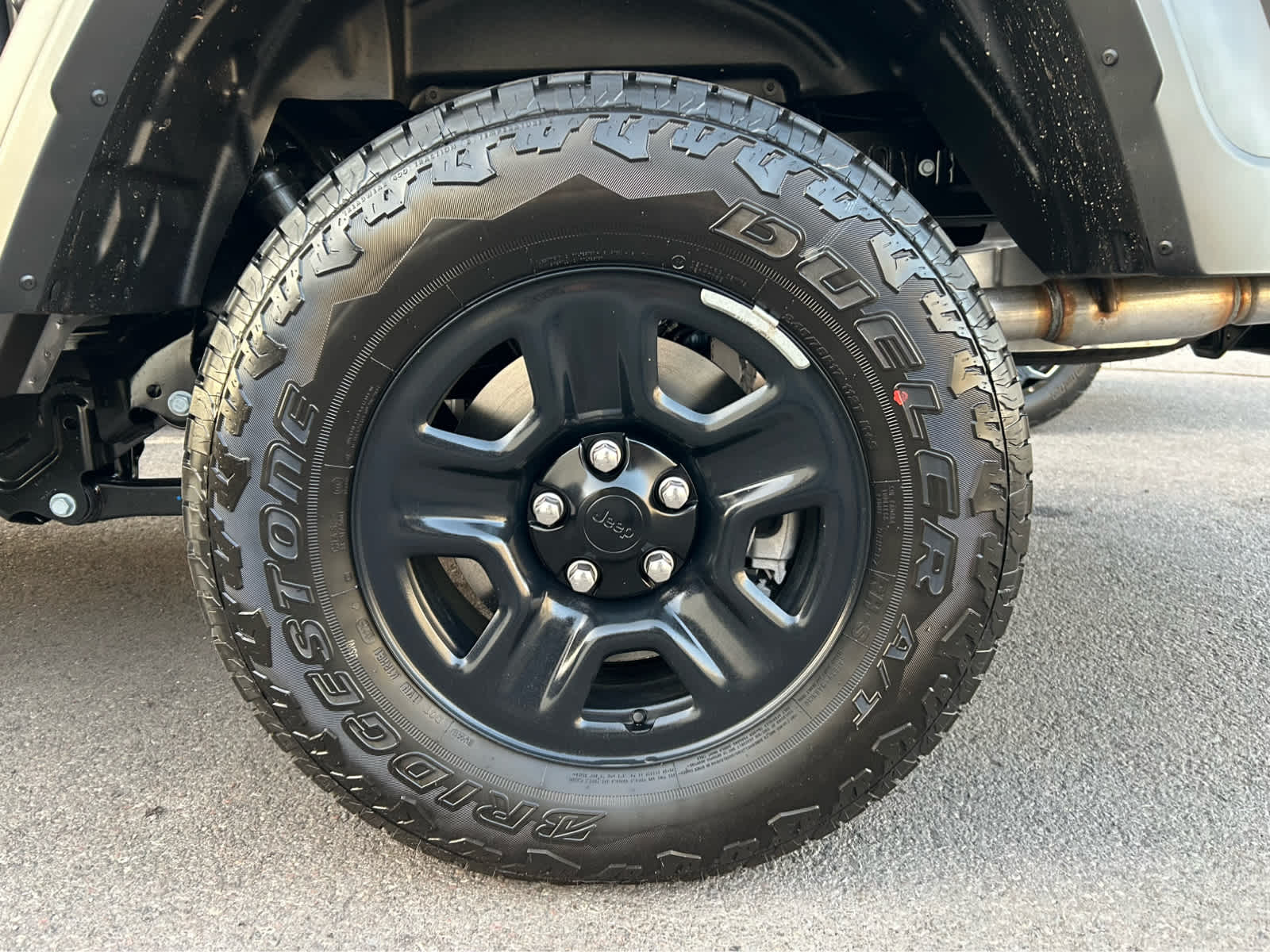 Thumbnail: 2025 Jeep Gladiator - 10