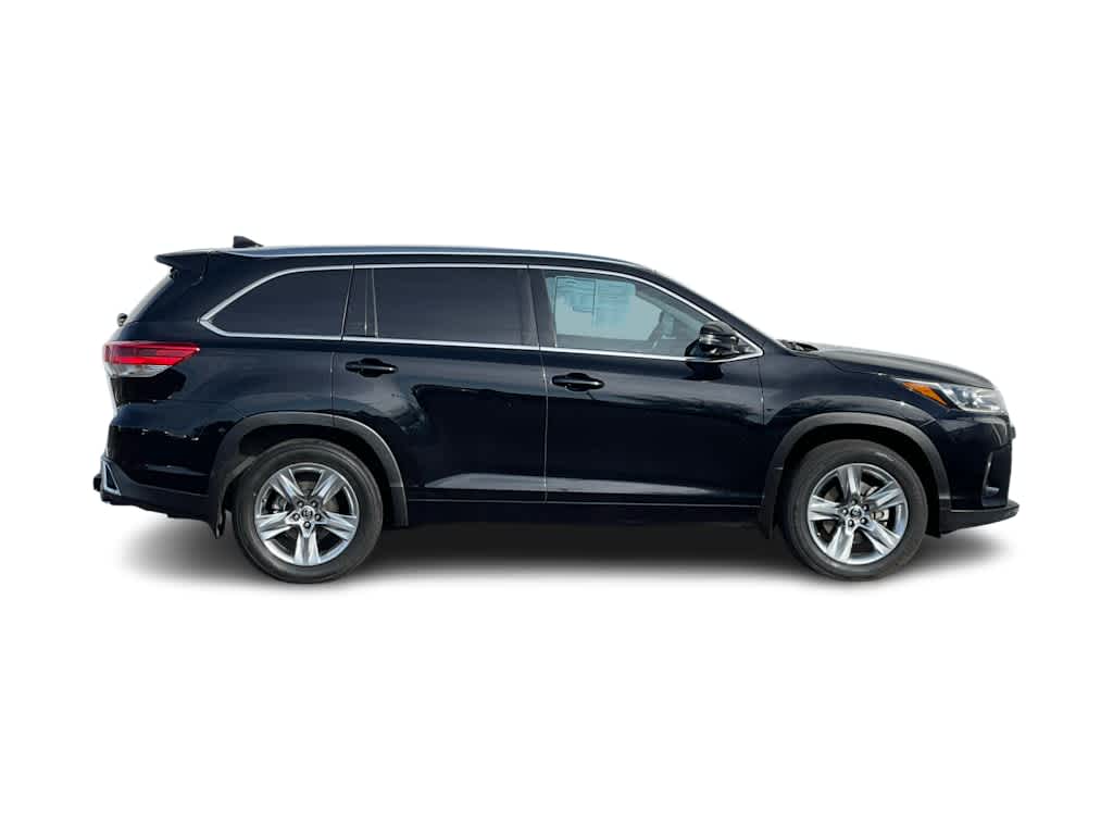 Thumbnail: 2018 Toyota Highlander - 5