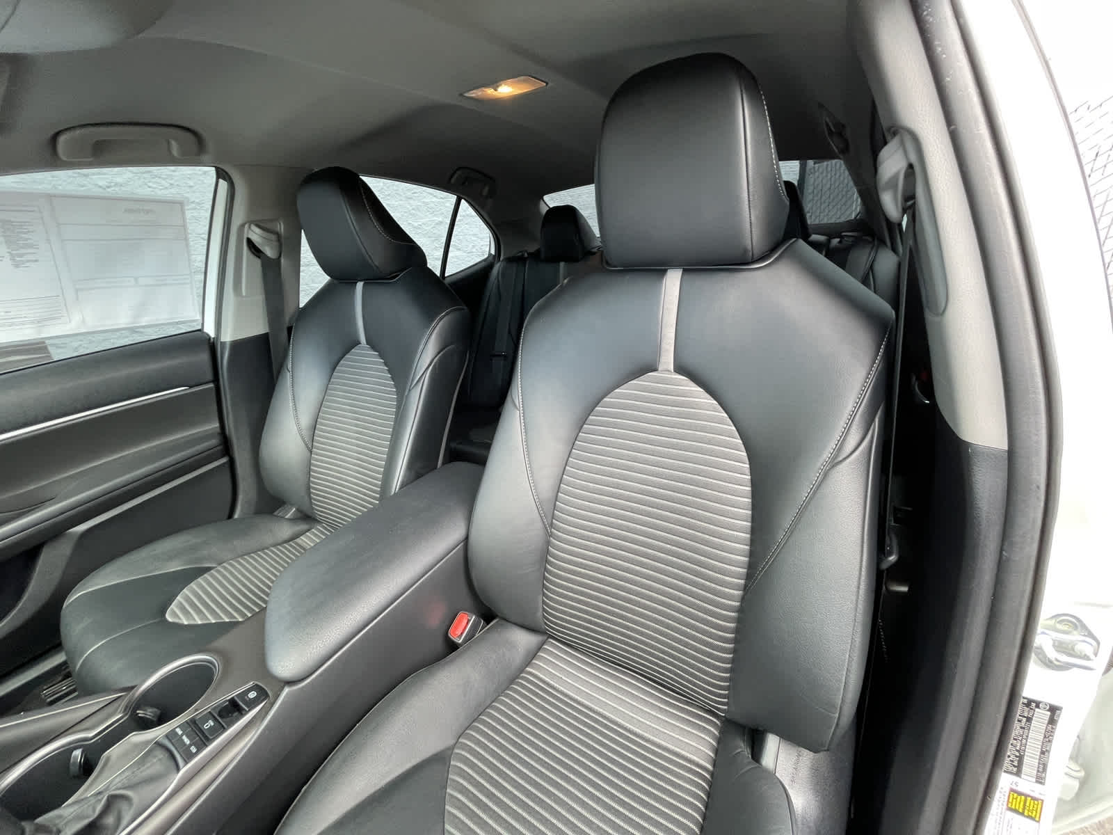 Thumbnail: 2023 Toyota Camry - 20