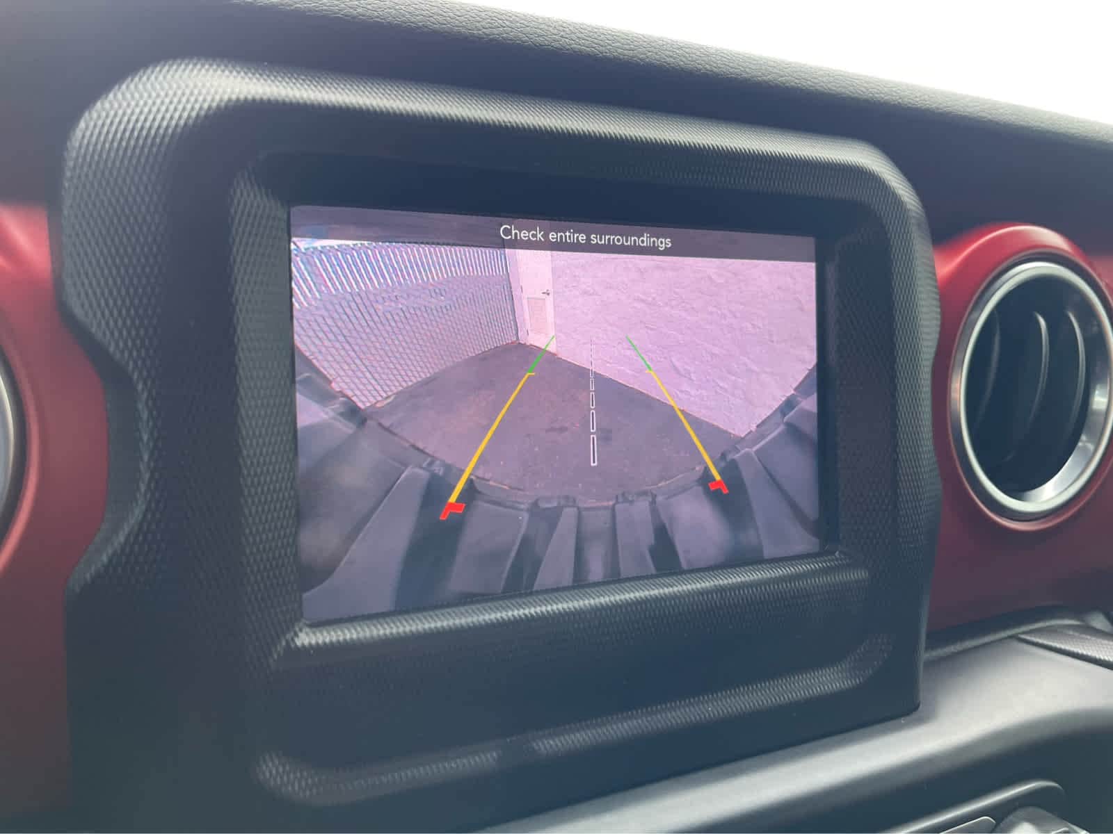 Thumbnail: 2020 Jeep Wrangler - 19