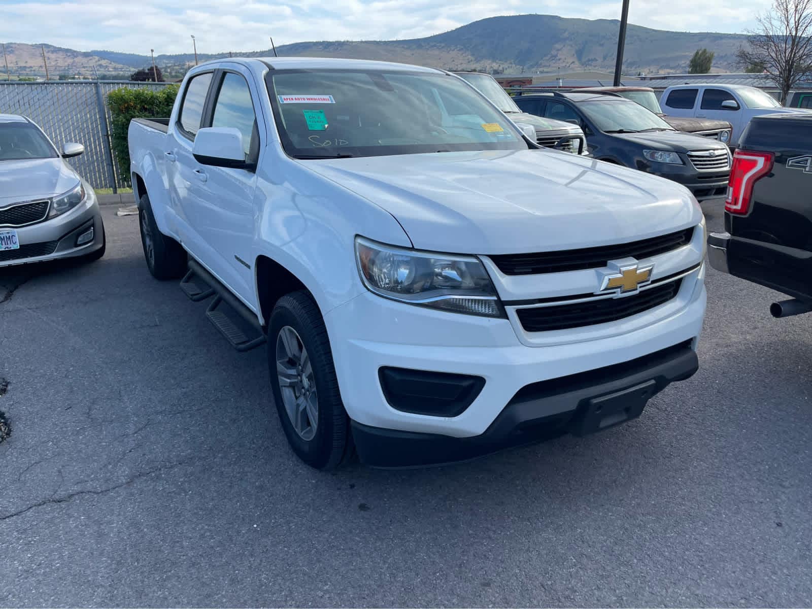 Thumbnail: 2017 Chevrolet Colorado - 3
