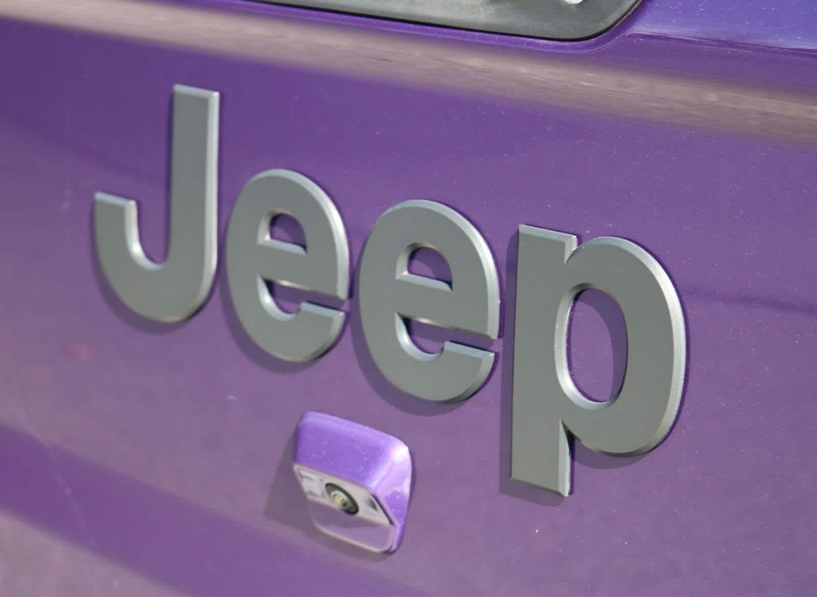 Thumbnail: 2026 Jeep Gladiator - 9