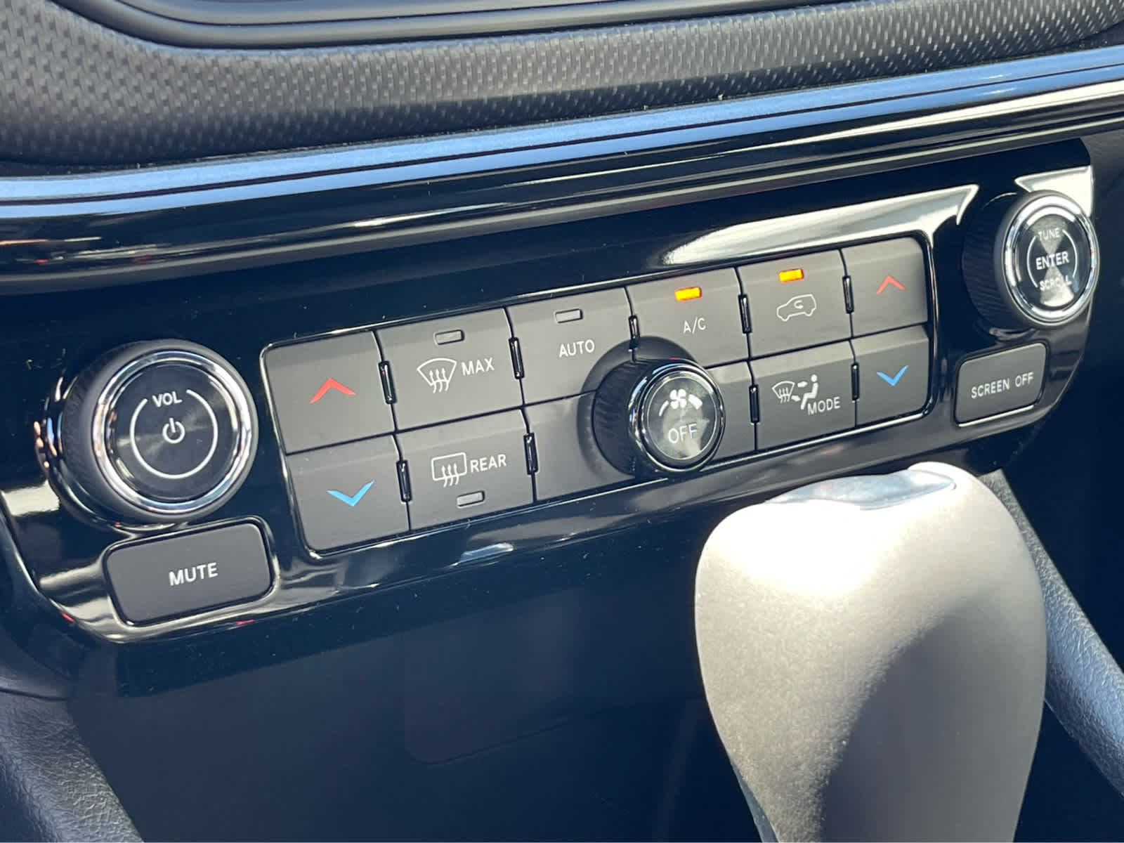 Thumbnail: 2025 Jeep Compass - 14