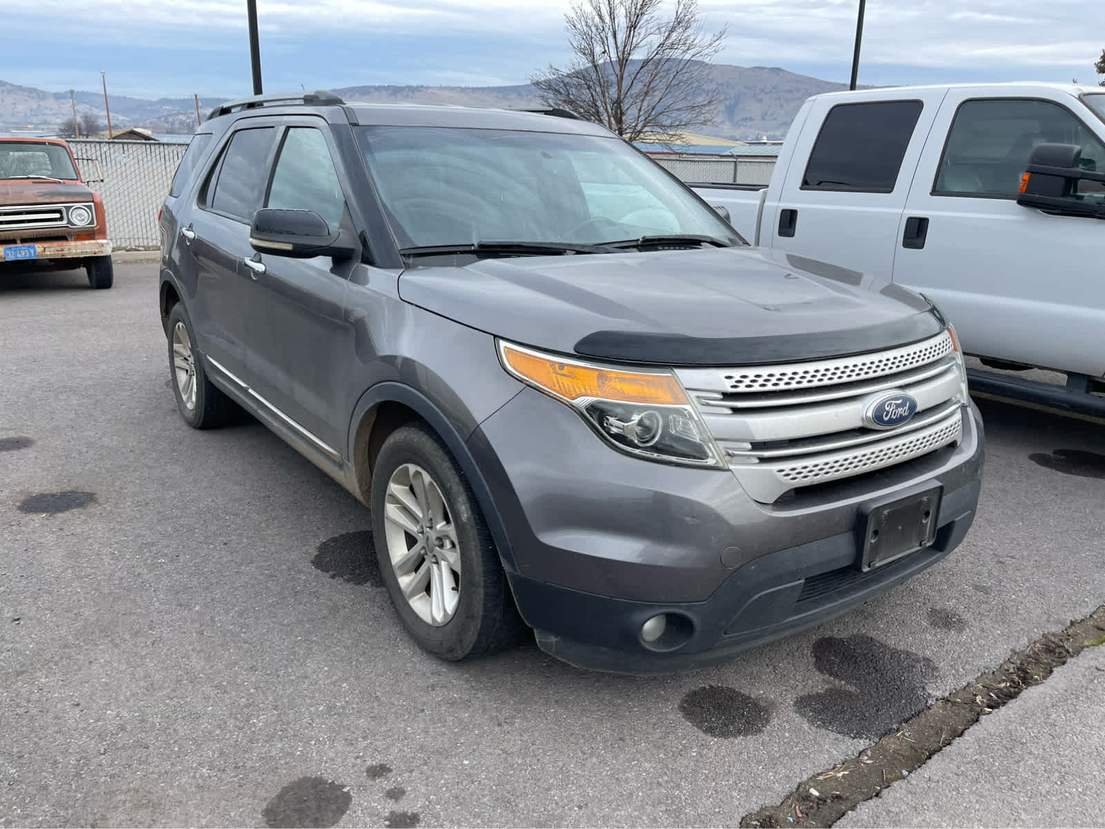 Thumbnail: 2011 Ford Explorer - 3