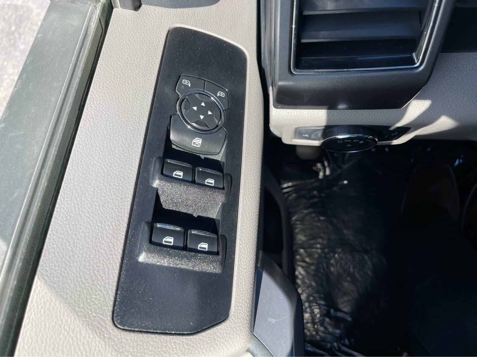 Thumbnail: 2022 Ford F-250 - 17