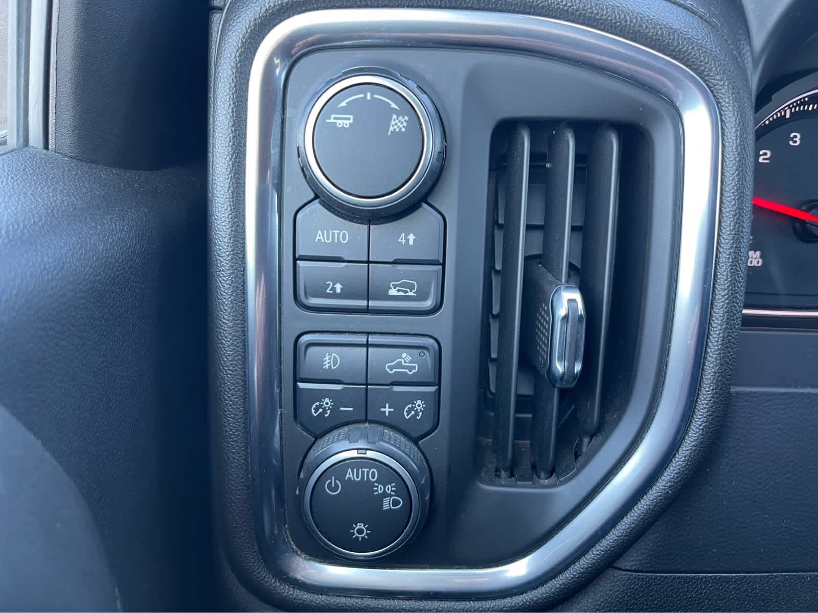 Thumbnail: 2019 Chevrolet Silverado 1500 - 19