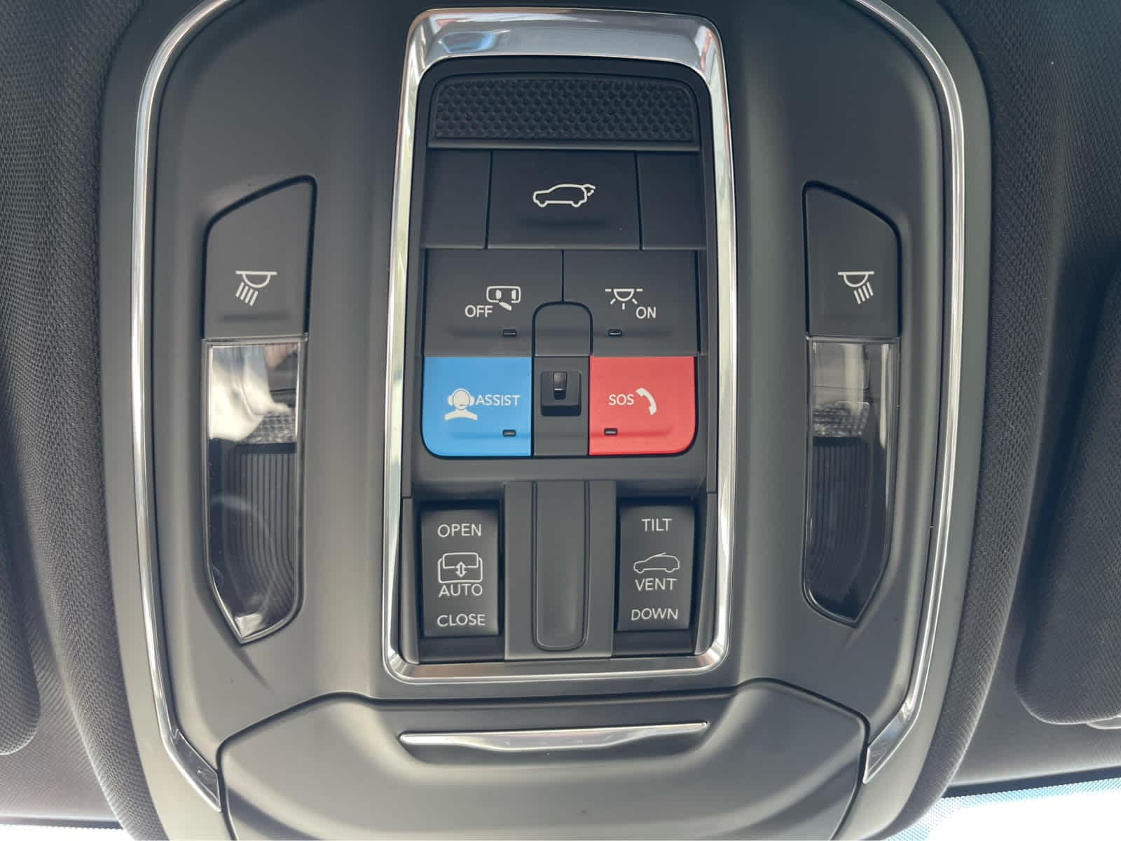 Thumbnail: 2025 Jeep Grand Cherokee - 21