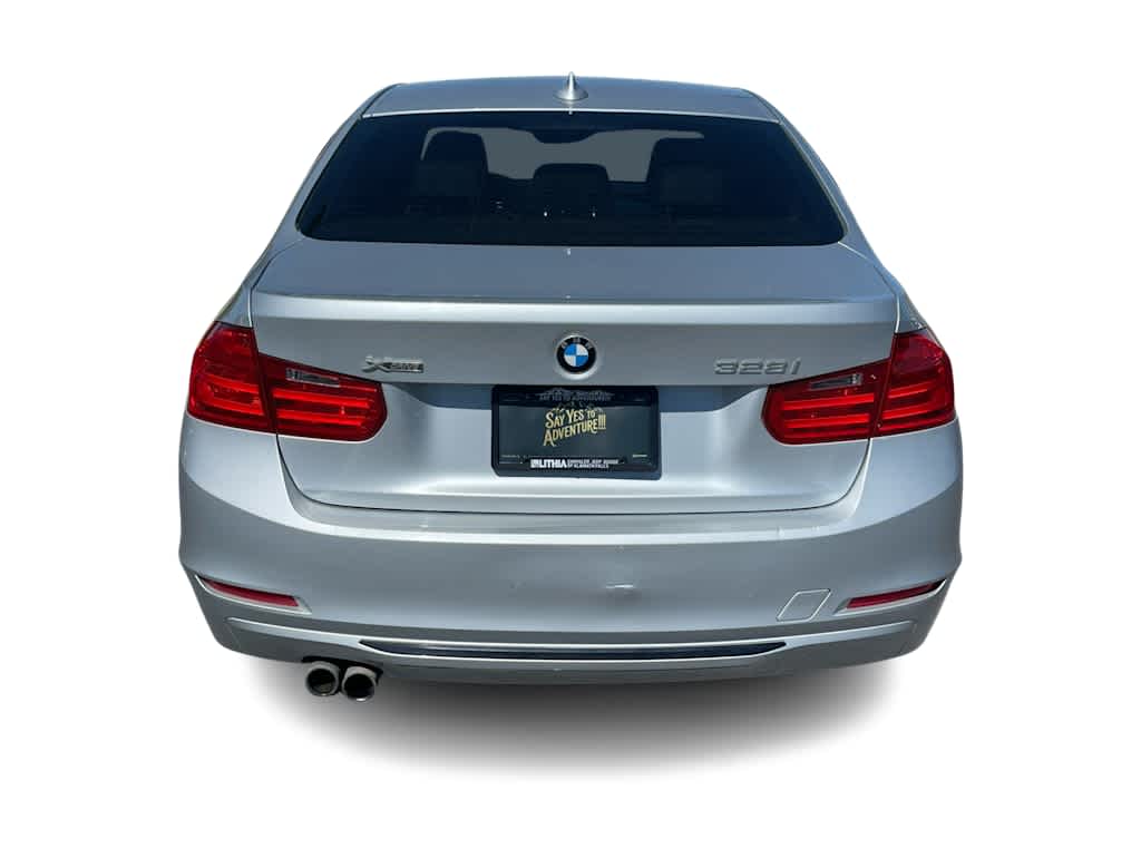 Thumbnail: 2013 BMW 3 Series - 5