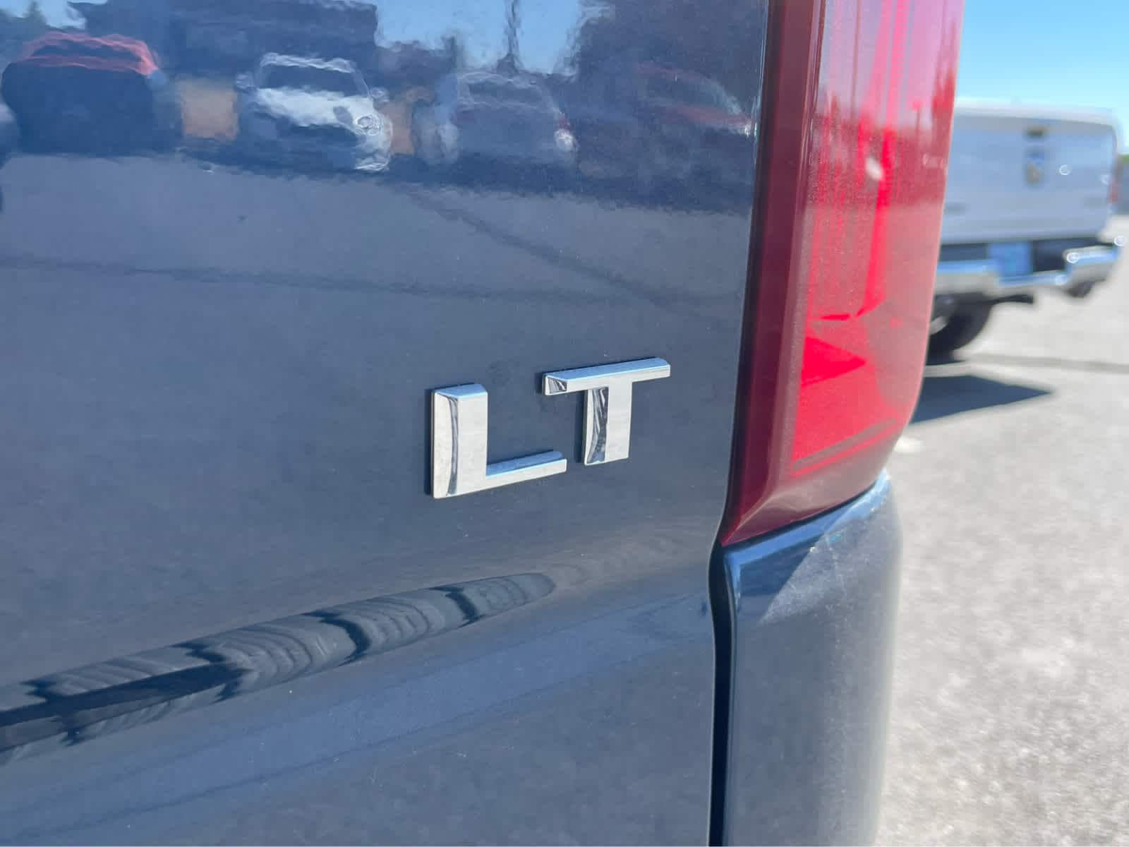 Thumbnail: 2022 Chevrolet Silverado 1500 - 9