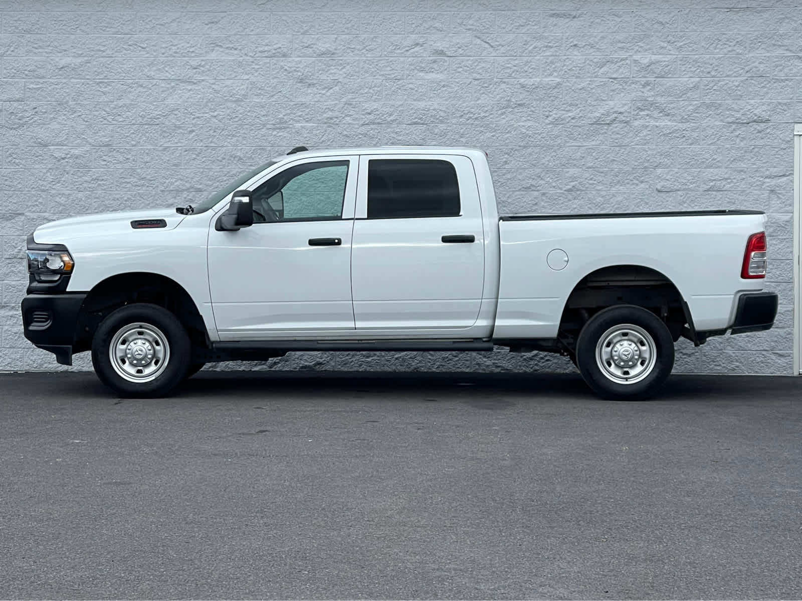 Used 2024 RAM Ram 2500 Pickup Tradesman with VIN 3C6UR5CJ4RG154106 for sale in Klamath Falls, OR