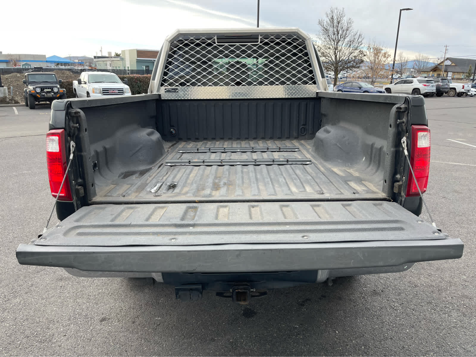 Thumbnail: 2015 Ford F-350 - 11